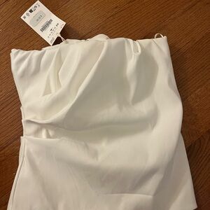 Elegant White Strapless Top